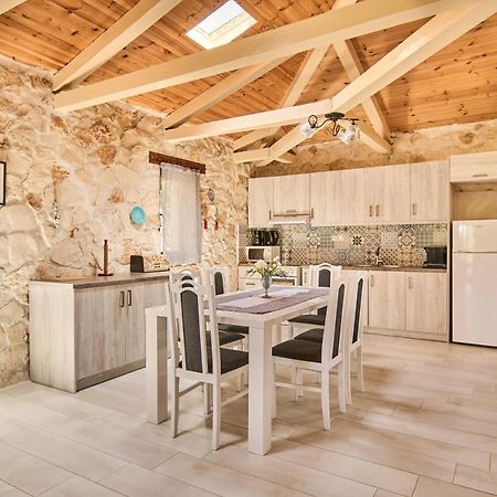 Gerakas Stone House Villa Vasilikí Esterno foto