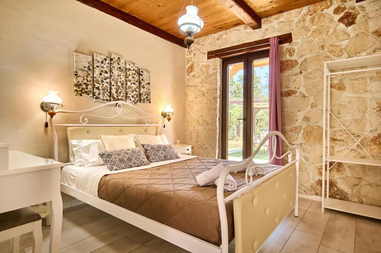 Gerakas Stone House Villa Vasilikí Esterno foto